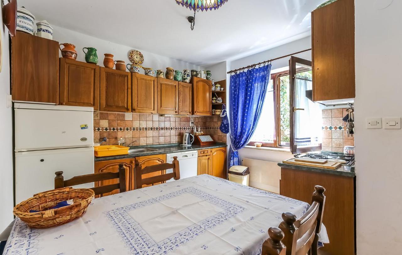 Jelena Apartmán *